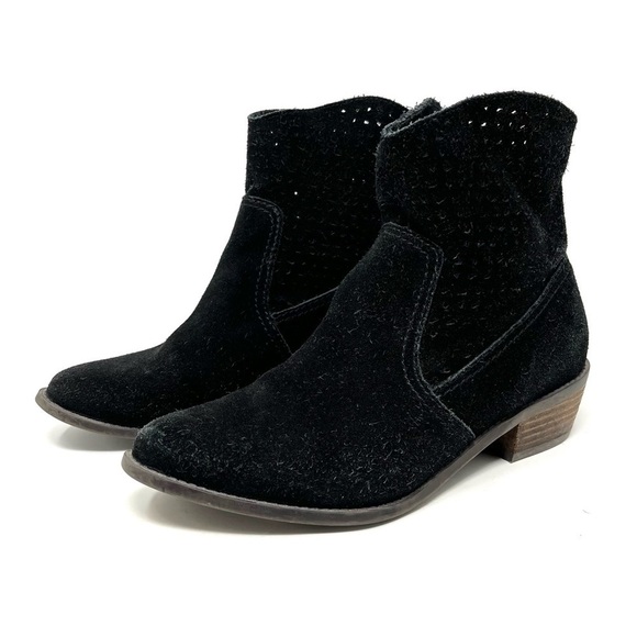 American Eagle Outfitters Black Suede Perforated Ankle Booties Size 6 - Picture 5 of 8
